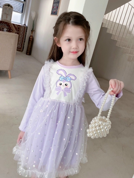 Váy công chúa hình tim lấp lánh