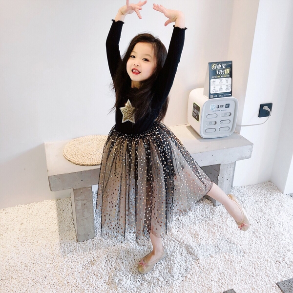 Váy công chúa voan bồng lấp lánh