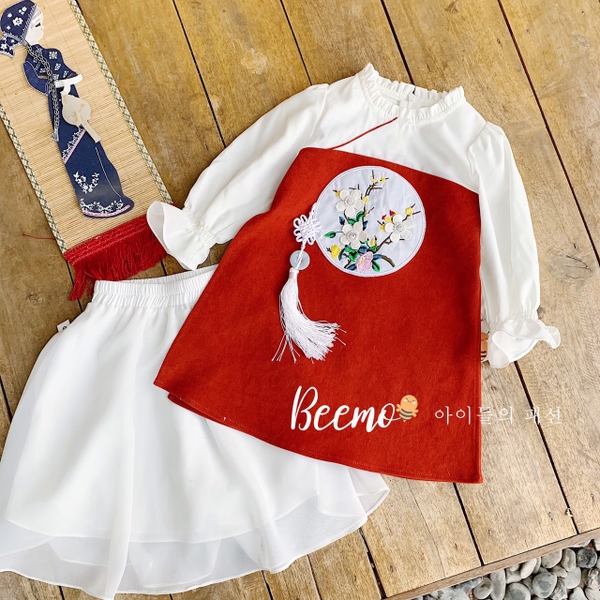 Bộ áo dài hoa mai bé gái