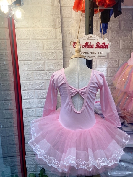 Váy múa ren V ngực viền ren dài hồng