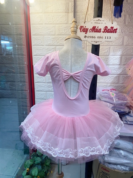 Váy múa ren V ngực viền ren ngắn hồng