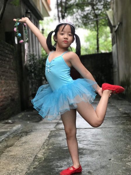 Váy múa 2 dây 3 tầng