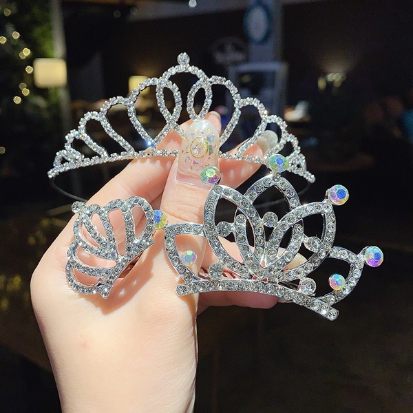 Vương miện gắn đá