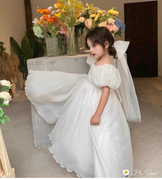 Váy công chúa voan tơ trắng bồng s110