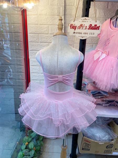 Váy múa 2 dây girl nơ lưng lấp lánh