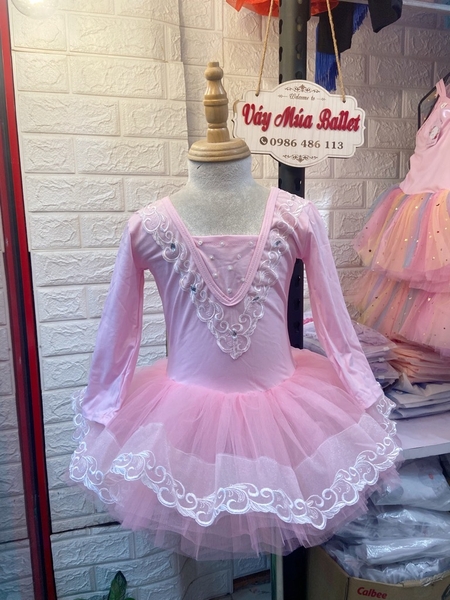 Váy múa ren V ngực viền ren dài hồng