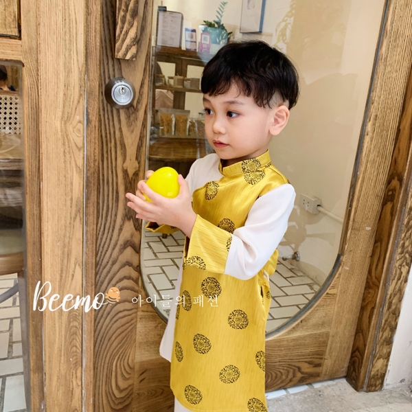Bộ áo dài lụa đồng xu bé trai Beemo