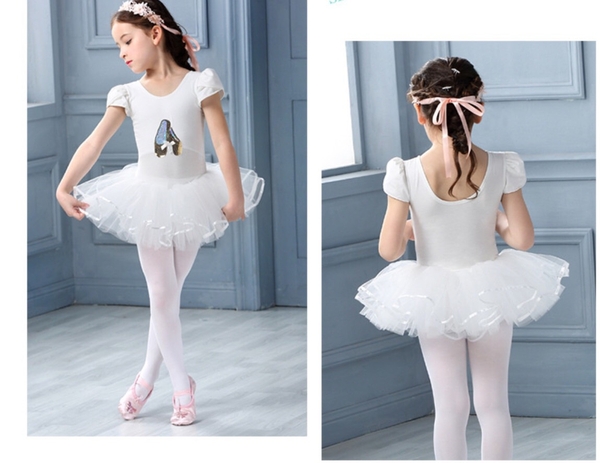 Váy múa kimsa giày Barbie