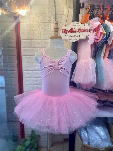 Váy múa dây nơ đáp ngực hồng lấp lánh