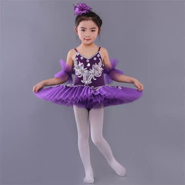 Set váy ballet biểu diễn kèm tất, hoa tay, cài tóc