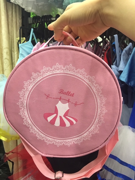 Túi khiêu vũ tròn