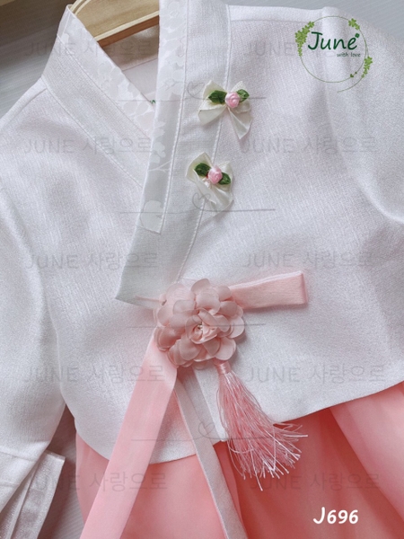 Bộ hanbok bé gái June