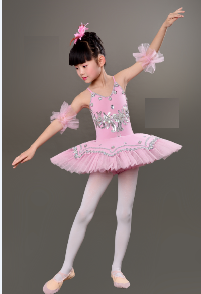 Set váy ballet biểu diễn kèm tất, hoa tay, cài tóc