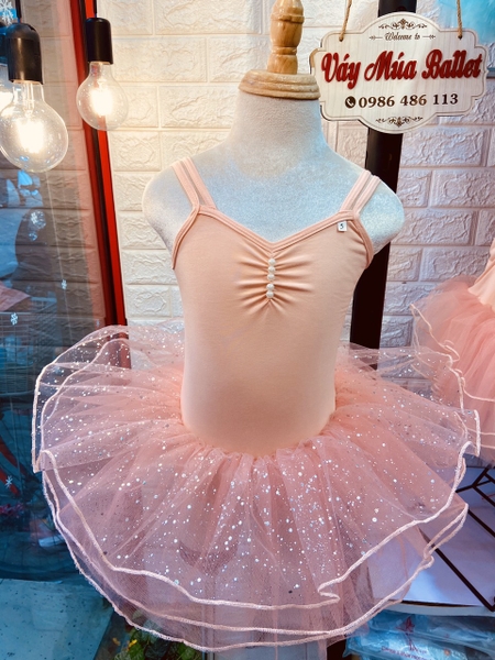 Váy múa đan lưng sao