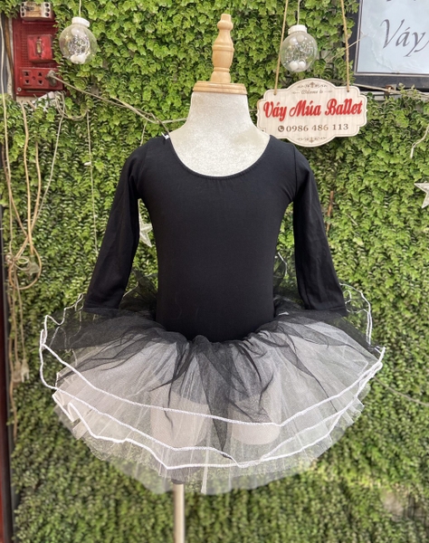 Váy múa đen phối trắng tay lỡ
