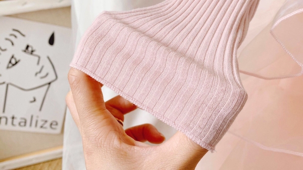 Đầm len tăm phối voan tầng xoè