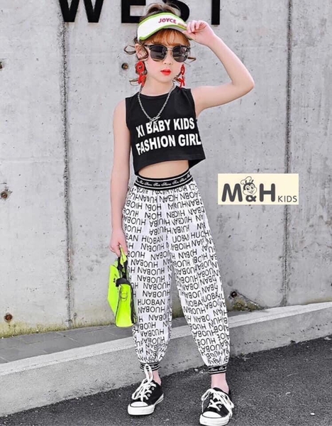 Bộ quần bom + áo croptop