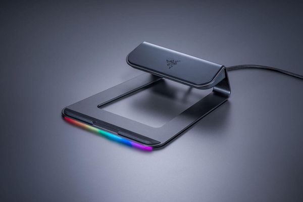 Giá đỡ Laptop Razer Stand Chroma RC21-01110200-R3M1