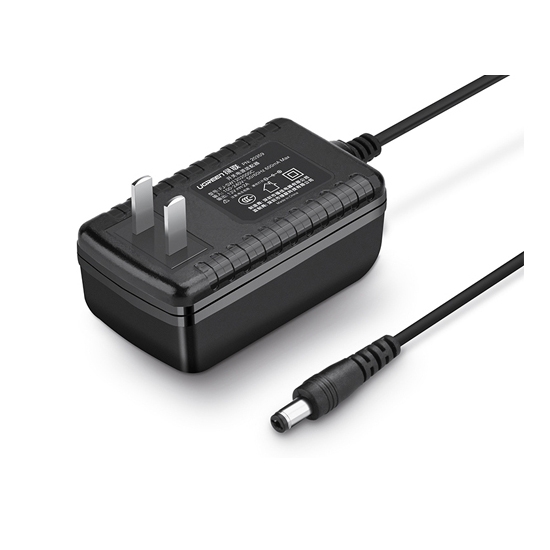 Sạc 1 cổng 12V /2A màu đen Ugreen (20359)