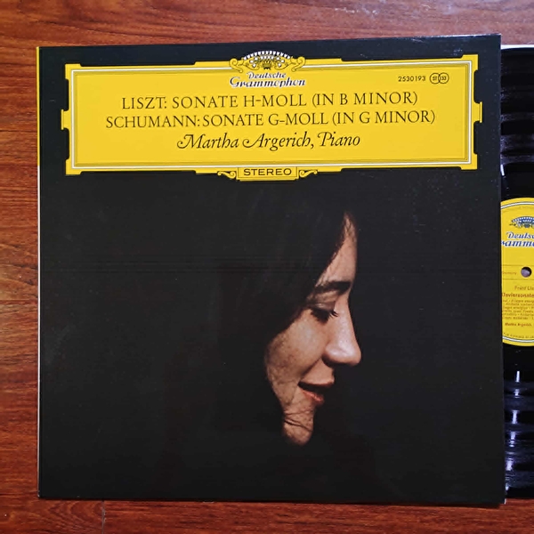 Martha Argerich – Sonata in B minor / Sonata in G minor