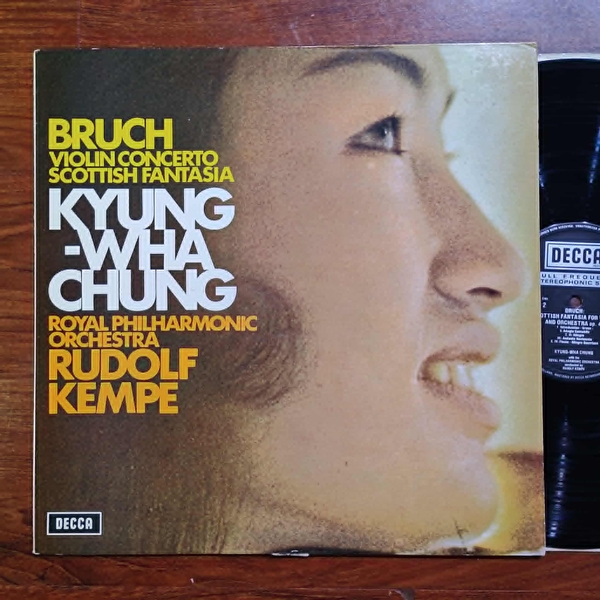 Violin Concerto / Scottish Fantasia