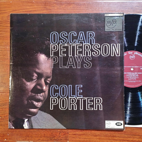 Oscar Peterson – Oscar Peterson Plays Cole Porter