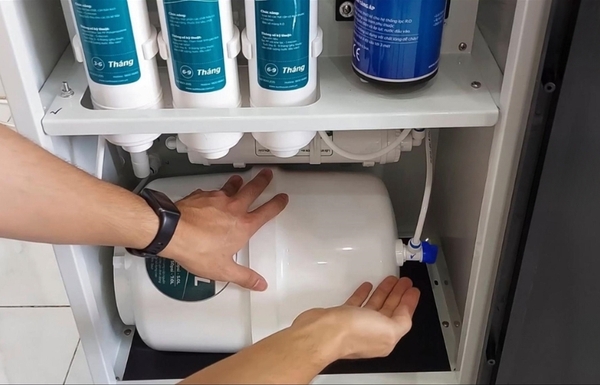 Bình áp máy lọc nước cần bơm bao nhiêu kg