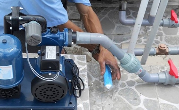  Nguồn nước cấp bị yếu hoặc đã hết