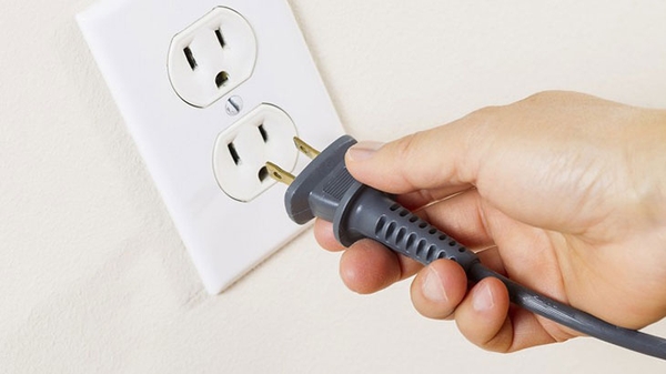 Máy lọc nước chưa kết nối với nguồn điện
