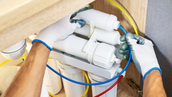 iểm tra toàn bộ hệ thống dây điện, adapter, các đầu nối và linh kiện điện
