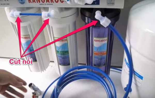 Các khớp nối giữa dây dẫn và hệ thống lọc bị lỏng