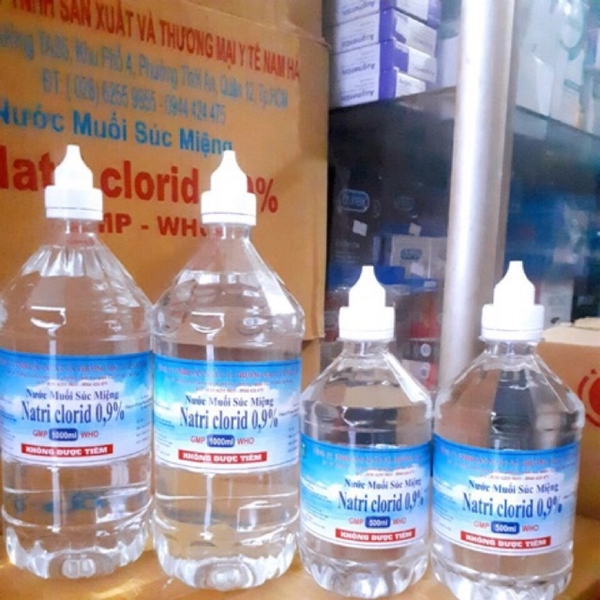 Nước muối sinh lý Nam Hà Natri Clorid 0.9% 500 ml