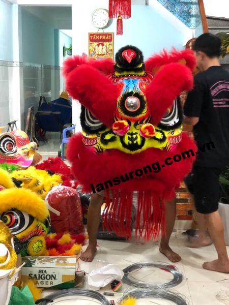 lân lông cừu màu hồng