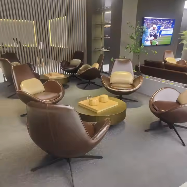 Ảnh thực tế velvet chair ở quán