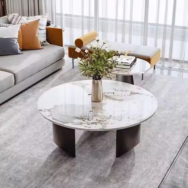 Bàn trà mặt đá lucas trong không gian phòng khách ở chung cư