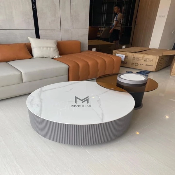 Bàn trà mặt đá GenZ trong căn hộ 