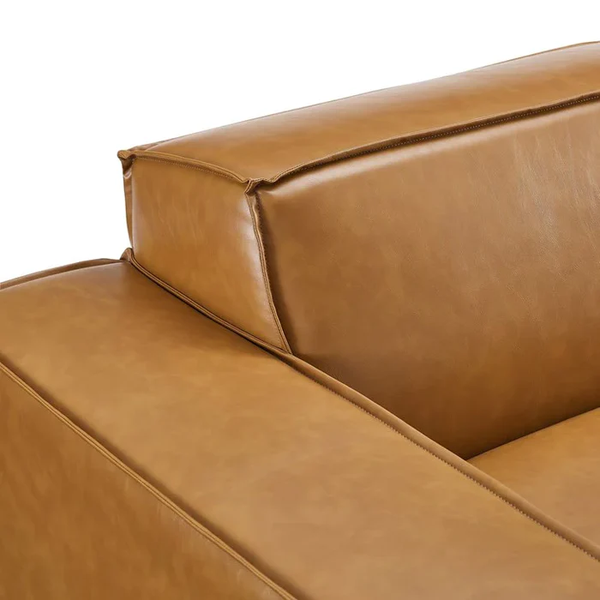 Khung sofa module được làm từ gỗ sồi cao cấp, bền bỉ theo thời gian