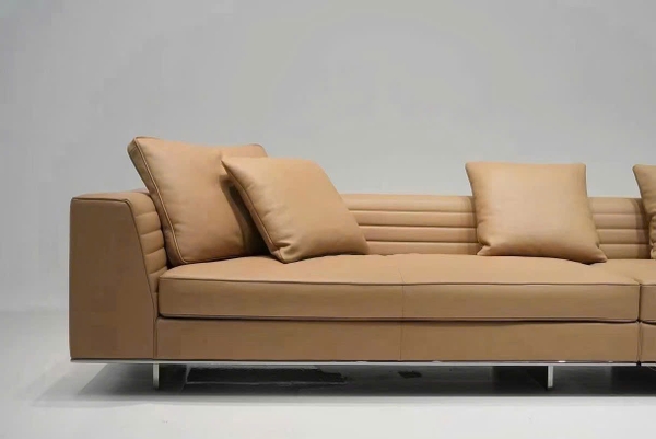 Zoom cận phần chính diện của sofa góc da donut