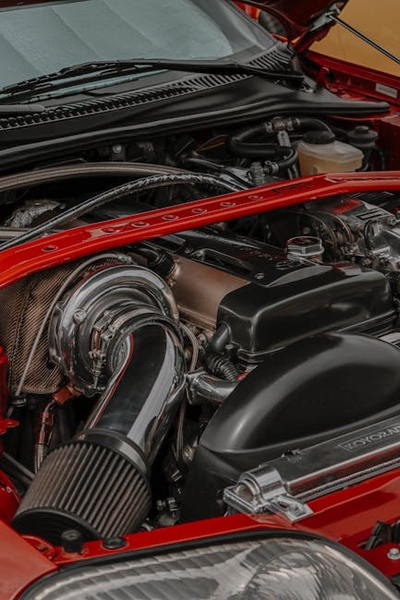 Vai trò và thời điểm thay bugi trong động cơ xăng | Liên Việt Auto Parts