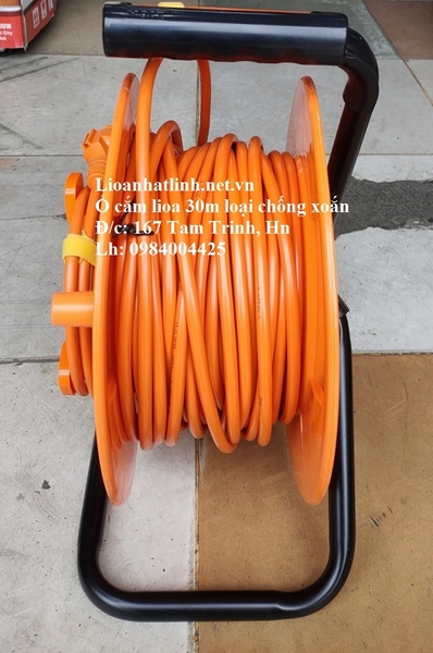Ổ CẮM KÉO DÀI QUAY TAY LIOA KIỂU RULO 30M DÂY 2X2 1X1MM LOẠI CHỐNG XOẮN DÙNG CHO CÔNG TRƯỜNG