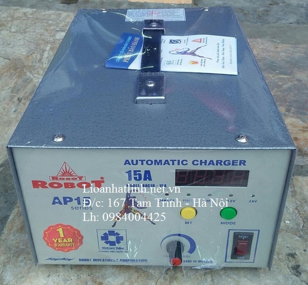 may-sac-binh-ac-quy-robot-12v-100ah