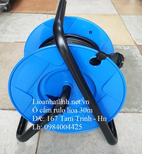 Ổ CẮM KÉO DÀI QUAY TAY LIOA KIỂU RULO 30M - 3300W ( QT30 - 2 - 15A)