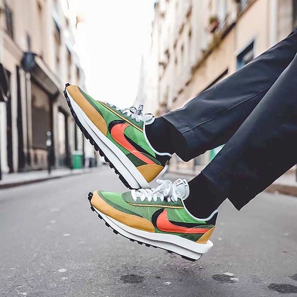 sacai green gusto