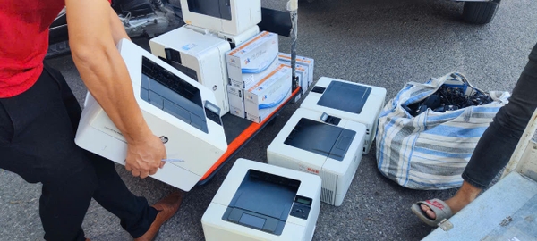 thue-may-in-laser-A4