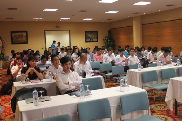 Hội thảo Tối ưu website cho di động tại Hà Nội ngày 18.05.2015