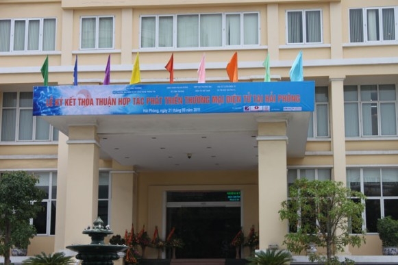 Lễ ký kết thỏa thuận hợp tác phát triển thương mại điện tử tại Hải Phòng