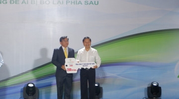 Bưu điện Việt Nam ủng hộ 200 triệu vào Quỹ Vì người nghèo
