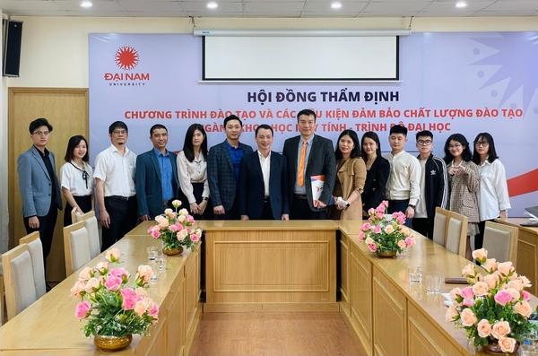 Đại học Đại Nam đón tiếp đoàn công tác VECOM