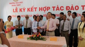 Thỏa thuận hợp tác đào tạo TMĐT với Đại học Phan Thiết