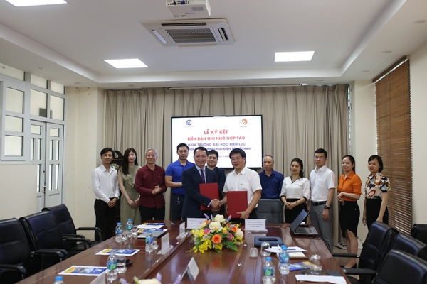 Lễ ký kết hợp tác giữa Hiệp hội Thương mại Điện tử Việt Nam và trường Đại học Điện lực